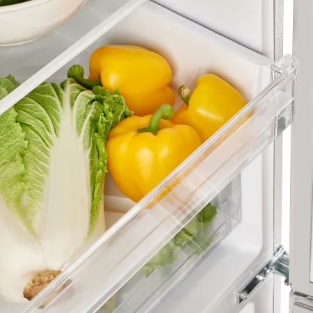 Холодильник MAUNFELD MFF200NFSTWE Белый