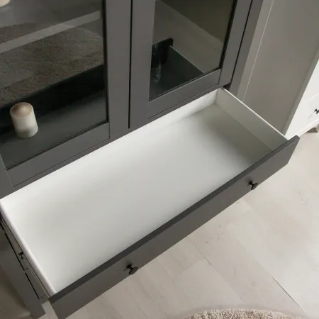 2.08.07.130.4 САГА шкаф с витриной 90 серый RU