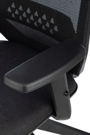 Кресло Бюрократ MC-611NL черный TW-01 38-418 сетка/ткань крестов.4-луч. пластик пластик черный