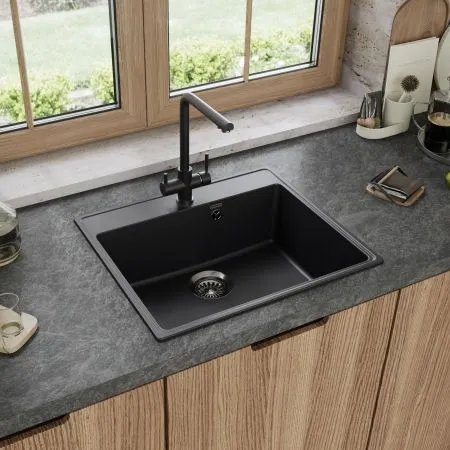 Perla 580 Черный