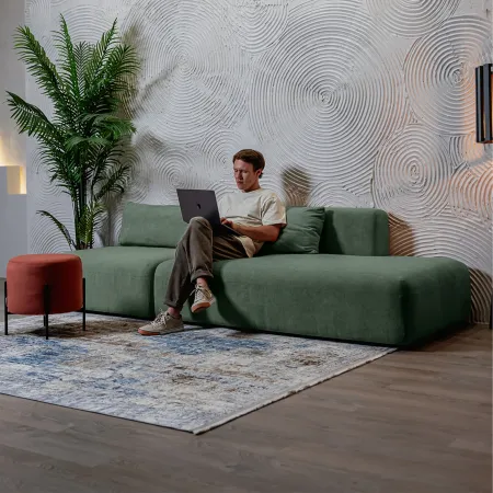 НОВЫЕ ЭМОЦИИ Диван прямой, темно-зеленый, банкетка справа