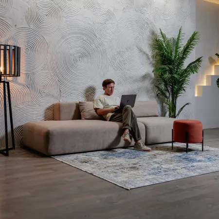 НОВЫЕ ЭМОЦИИ Диван прямой, латте, банкетка слева